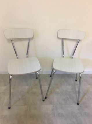 Lot de 2 chaises en formica blanches