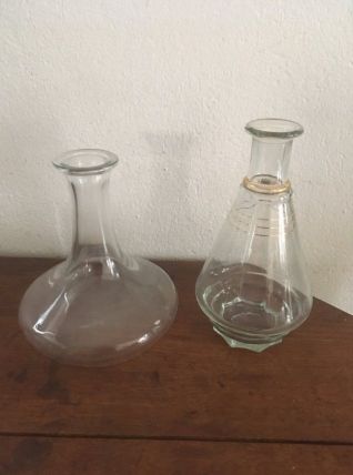 Duo de carafes en verre.