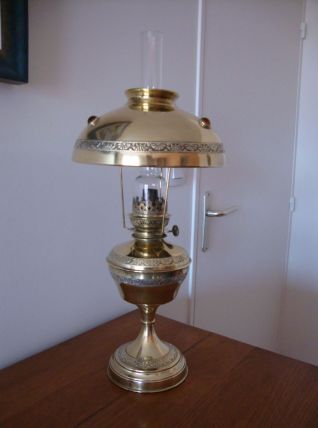 LAMPE A PETROLE  "LA PARISIENNE"