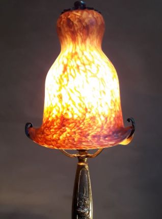 lampe signé darloy pied de lampe regule doré  pate de verre 