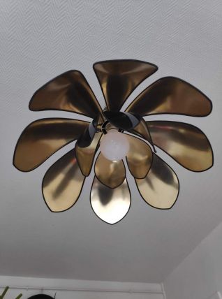 suspension XXL fleur de lotus  Robert Schuytener noir et or