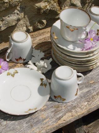 Service de 10 tasses à café et leurs soucoupes 