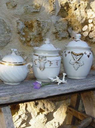 Lot de  2 sucriers pots ménagers en porcelaine blanche et or
