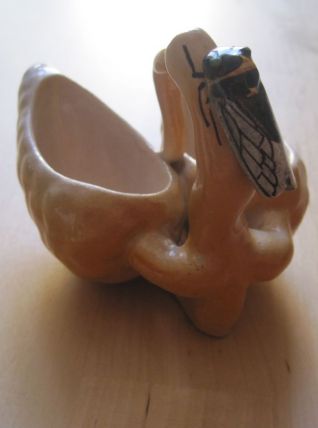 faïence sel poivre  Vallauris   cigale 