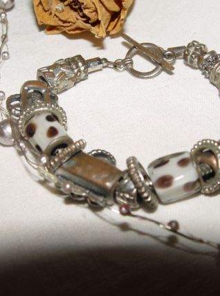 Bracelet ethnique métal argenté et pierre naturelle