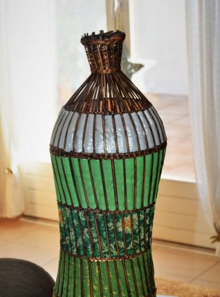 Lampe exotique en rotin et tissu