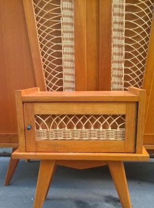 Petit chevet en rotin vintage