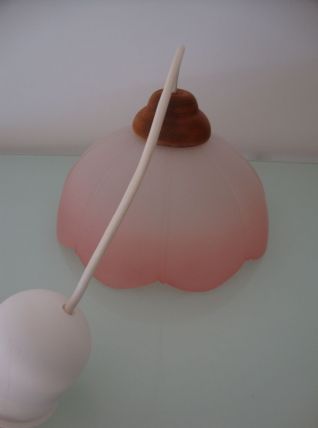 Suspension années 70 en opaline couleur pêche