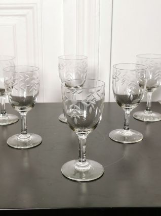 6 verres en cristal gravé