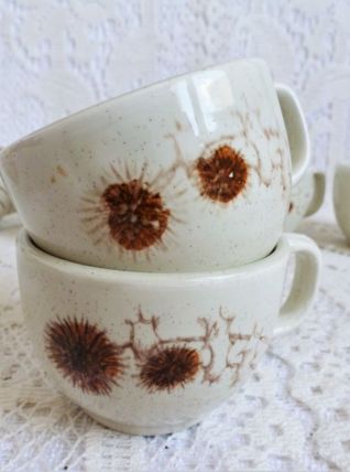 Tasses à café / pot à lait grés émaillé décor floral chardon