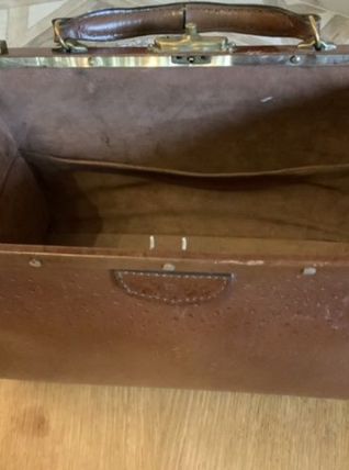 Sac de médecin vintage