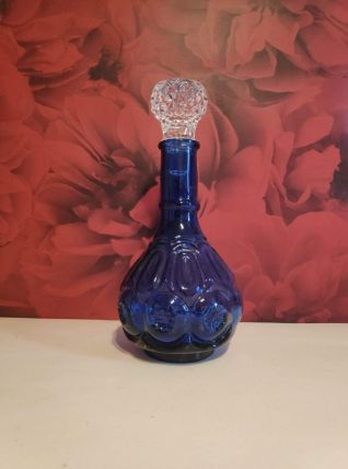 carafe bleue cobalt avec bouchon ciselé transparent