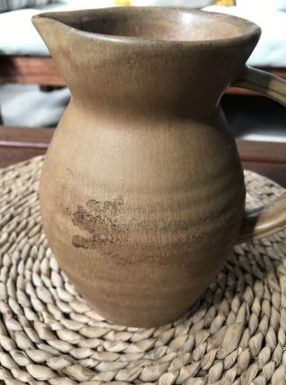 Pichet en terre cuite vintage 