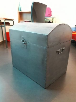 grande malle bois  tres bonne etat  1940 environ, pour range