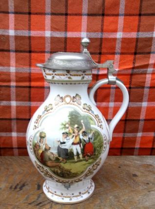 Pichet à vin en porcelaine fine de Franklin Mint 