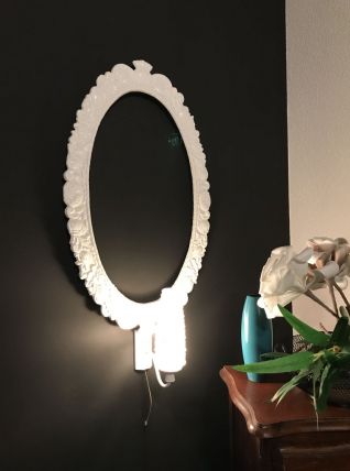 Cadre métal sculpté de miroir