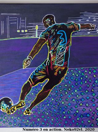 Numéro 3 en action. Joueur de foot. Pièce unique