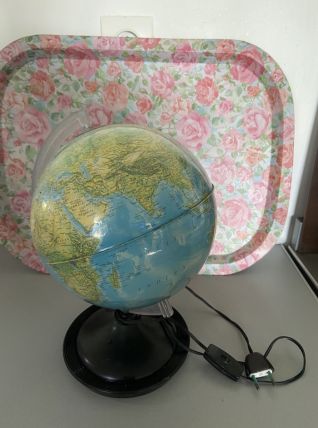 Globe terrestre vintage 