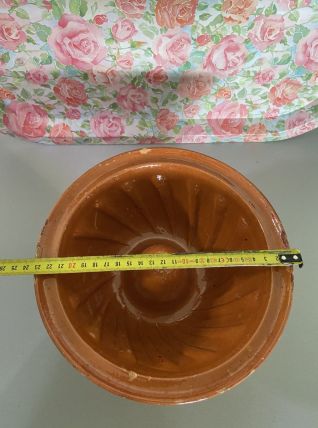 Moule à kouglof vintage en terre 