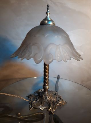 lampe  bronze et laiton art nouveau  1900 a 30s    39x29cm