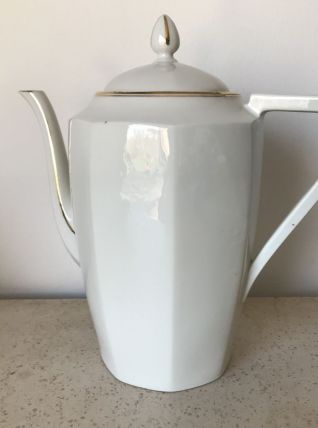 Théière en porcelaine de Limoges 