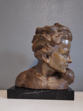 buste de Mermoz en plâtre signé Giuseppe Carli (1915-1987)