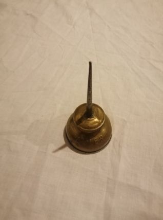 Burette d'huile 
