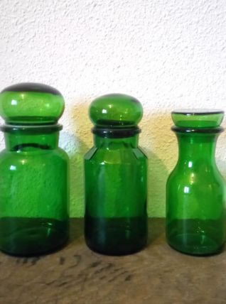 Trio de jolis pots en verre 