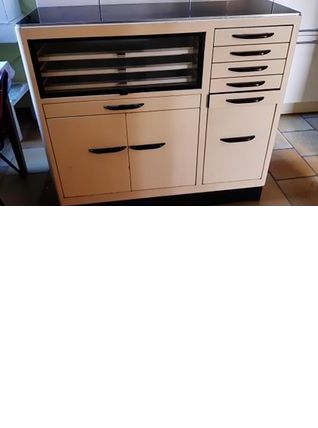 Meuble métallique de dentiste pour rangement des outils: 3 p