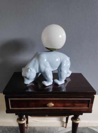 grande lampe ours en céramique bleue et globe opaline blanc