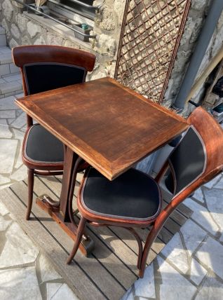 Table bistrot et ses chaises Thonet