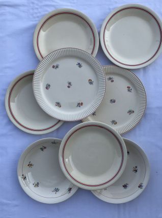 Série de 8 assiettes coordonnées en faience