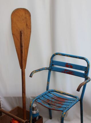 Chaise en métal 