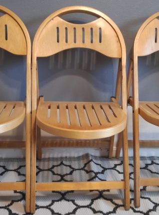 chaises pliantes bois verni estampillées OTK n°23