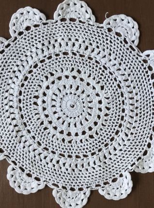 Ensemble de 5 beaux napperons blanc