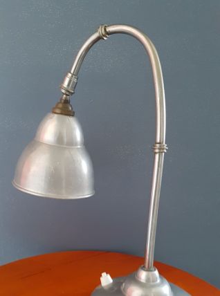 Belle lampe aluminium