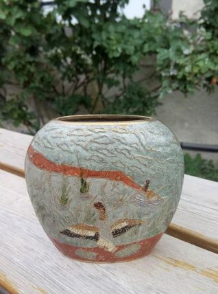 Petit vase en laiton cloisonné (décor canards)