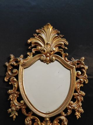 miroir rocaille en métal doré