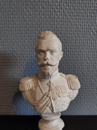 buste de Nicolas II en plâtre