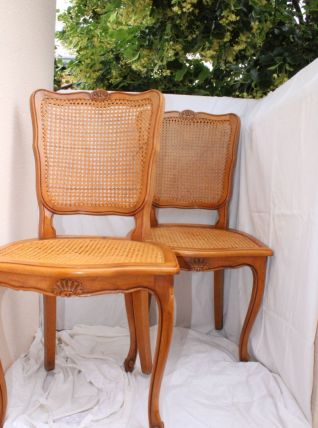 Chaises Louis XV coquille et pieds volutes