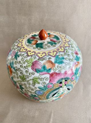 Grand pot couvert asiatique