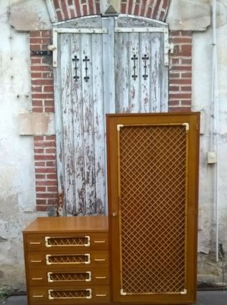 superbe armoire commode asymétrique en chêne et rotin 