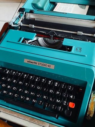 Machine à écrire Olivetti Studio 45 Ettore Sottsass 1967/70s