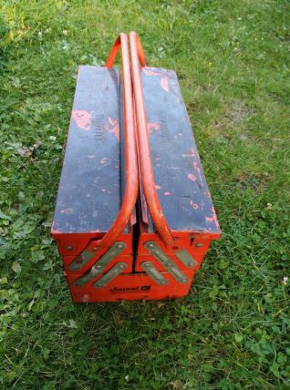 Caisse à outils en métal 