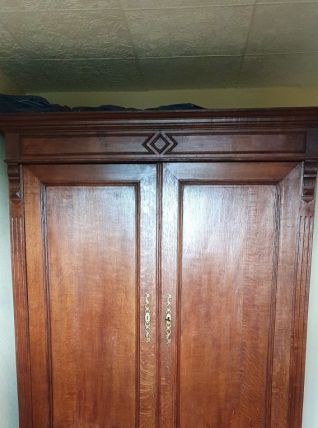 Grande armoire des annees 1914 