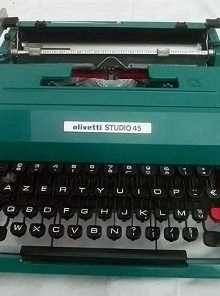 Machine a écrire Olivetti Studio 45