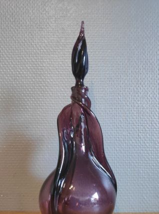carafe violette en verre soufflé