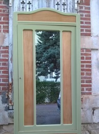 petite armoire parisienne