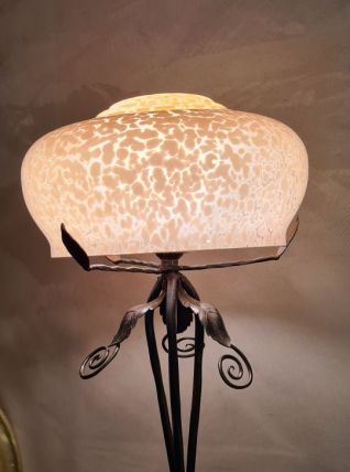 lampe  fer art déco abat jour  clichy rose, 1930 a 40      ,