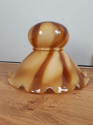 Suspension tulipe en opaline couleur caramel